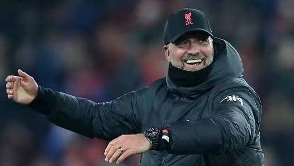 半场：米兰1-2都灵，拉比奥世界波，托莫里送点，莱奥伤退（半场战报：米兰1-2落后都灵，拉比奥轰世界波，托莫里送点，莱奥伤退）