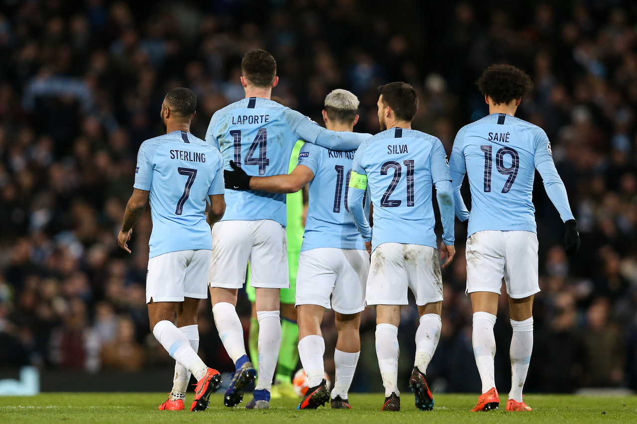 骑士全队首节手感不佳，投篮仅25投8中&已落后老鹰10分（骑士首节手感冰冷：25投仅中8球，已落后老鹰10分）