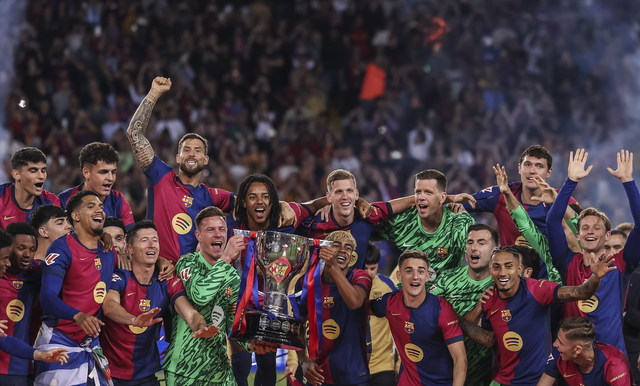 巴甲战报：内马尔帽子戏法，桑托斯3-0完胜尤文图德（巴甲快讯：内马尔上演帽子戏法，桑托斯3比0击退尤文图德）