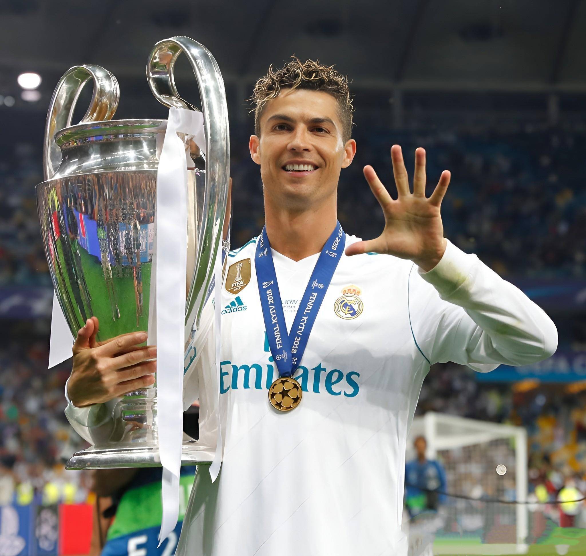 杜兰特关键中投命中，全场欢呼（杜兰特关键时刻中投命中，全场沸腾）