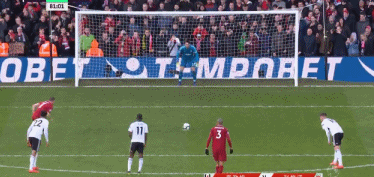 领衔声援加沙，巴斯克代表队和加泰代表队队长都来自皇家社会（巴斯克与加泰代表队队长同属皇家社会，领衔声援加沙）