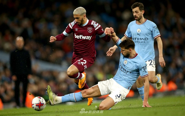 帕夫洛维奇：在此年龄段，我从未见过哪位队友像卡尔这么自信（帕夫洛维奇：同年龄层里，我没见过哪位队友比卡尔更自信）